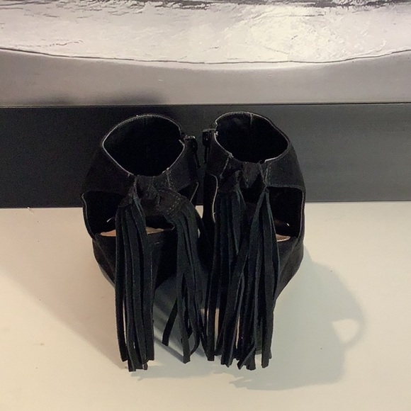 Express Black Faux Suede Wedge Heel Open Toe Fringe Boho Shoe Bootie Sz 9 - Picture 7 of 12